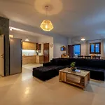 Anna's Villa *