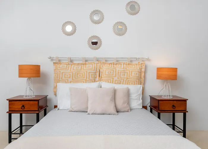 Villa Anna's Monolithos